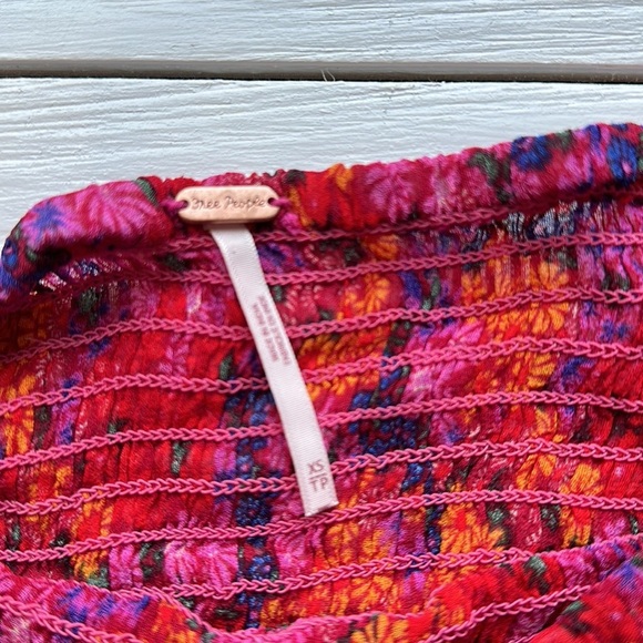 NWOT Free People Smocked Floral Crop Top Hot Pink Multi size XS - Picture 4 of 5